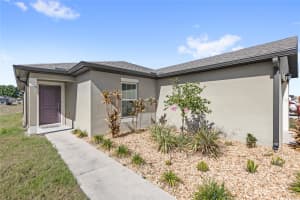 392 KENSINGTON VIEW DRIVE, WINTER HAVEN, FL 33880 Sold 08/12/25