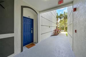 4126 BREAKVIEW DRIVE, ORLANDO, FL 32819 Sold 04/17/25