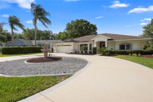 26901 RACQUET CIRCLE, LEESBURG, FL 34748 - MLS#MFRO6297214