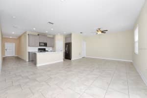 1415 OAK MARSH STREET, DAVENPORT, FL 33837 - MLS#MFRO6297271