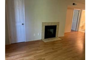 385 WOODSIDE DRIVE, ALTAMONTE SPRINGS, FL 32701 Sold 05/12/25