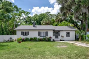 322 N Frankfort Ave, DELAND