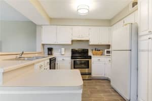 13953 FAIRWAY ISLAND DRIVE, ORLANDO, FL 32837 - MLS#MFRO6297345