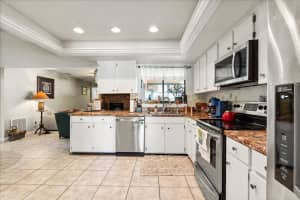 400 WOODVIEW DRIVE, LONGWOOD, FL 32779 Sold 07/07/25