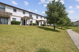 1350 Royal St George Blvd, DAVENPORT