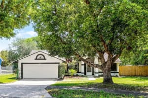 485 SANDPIPER RIDGE DRIVE, ORLANDO, FL 32835 Sold 06/06/25