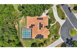 128 LAKE REGION CIRCLE, WINTER HAVEN, FL 33881 Sold 07/16/25