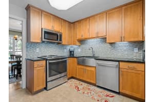210 LONESOME PINE DRIVE, LONGWOOD, FL 32779 Sold 05/28/25