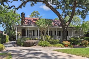 1233 GOLDEN LANE, ORLANDO, FL 32804 Sold 07/25/25