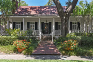 1233 GOLDEN LANE, ORLANDO, FL 32804 Sold 07/25/25