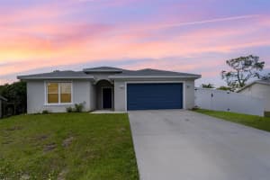 866 Se Carnival Rd Se, PALM BAY