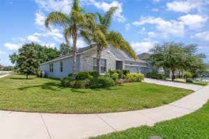 5871 ALENLON WAY, MOUNT DORA, FL 32757 Sold 07/17/25