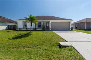 719 Versailles Ln, KISSIMMEE