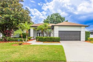 8023 Canyon Lake Cir, ORLANDO
