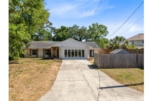 132 ALACHUA DRIVE, WINTER HAVEN, FL 33884 - MLS#MFRO6298159
