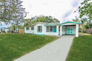 136 LYNBROOK DRIVE, ORLANDO, FL 32807 Sold 07/08/25