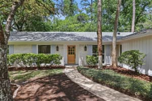 108 WAYLAND CIRCLE, LONGWOOD, FL 32779 Sold 05/02/25