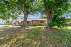 215 DAKOTA AVENUE, ST CLOUD, FL 34769 Sold 08/14/25