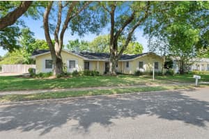 826 GLEN ARDEN WAY, ALTAMONTE SPRINGS, FL 32701 Sold 08/14/25