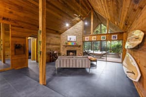 2114 BLUFF OAK STREET, APOPKA, FL 32712 Sold 06/10/25