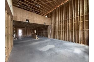 22117 AMBERBUSH COURT, MOUNT DORA, FL 32757 Sold 10/31/25