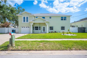 8704 Bay Crest Ln, TAMPA