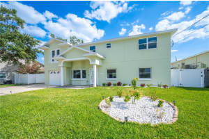 8704 BAY CREST LANE, TAMPA, FL 33615 - MLS#MFRO6298771