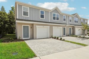 1429 Fan Palm Dr, DAVENPORT