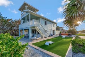 906 ATLANTIC AVENUE, NEW SMYRNA BEACH, FL 32169 Sold 05/15/25