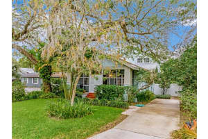 811 LAUREL AVENUE, ORLANDO, FL 32803 Sold 07/30/25