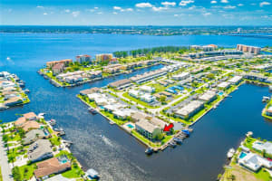 1903 40TH TERRACE, CAPE CORAL, FL 33904 - MLS#MFRO6298870