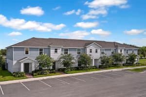 1230 Sand Torch Cir, DAVENPORT