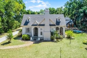 1210 S Clayton St, MOUNT DORA