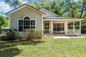 441 BLUE LAKE AVENUE, DELAND, FL 32724 Sold 05/21/25