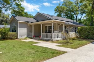 441 BLUE LAKE AVENUE, DELAND, FL 32724 Sold 05/21/25