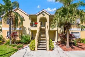12730 EQUESTRIAN CIRCLE, FORT MYERS, FL 33907 - MLS#MFRO6299234