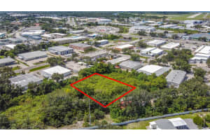 112 CORPORATION WAY, VENICE, FL 34285 - MLS#MFRO6299239