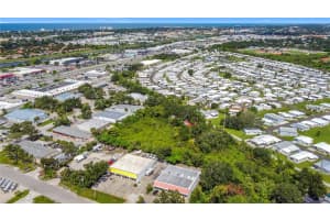 112 CORPORATION WAY, VENICE, FL 34285 - MLS#MFRO6299239