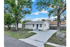 4510 DOUGLAS STREET, SANFORD, FL 32771 Sold 06/16/25