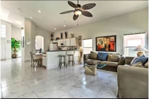 703 BLOOMINGDALE DR, DAVENPORT, FL 33897 - MLS#MFRO6299251