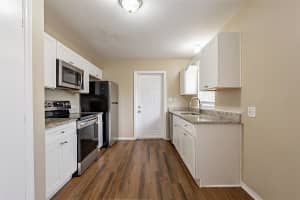 2001 16TH STREET, ST PETERSBURG, FL 33705 - MLS#MFRO6299278