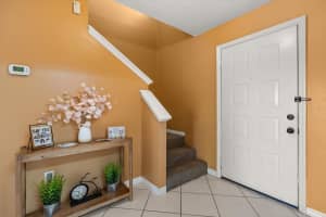 1631 LONG RIDGE COURT, ORLANDO, FL 32807 Sold 05/09/25