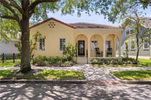 5038 FENWOOD LANE, ORLANDO, FL 32814 Sold 05/16/25