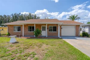1001 DORA AVENUE, TAVARES, FL 32778 Sold 06/03/25