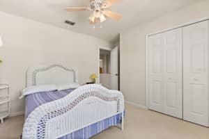 126 KNIGHTS HOLLOW DR, APOPKA, FL 32712 Sold 09/02/25
