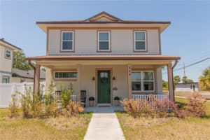 900 MAPLE AVENUE, SANFORD, FL 32771 Sold 08/29/25