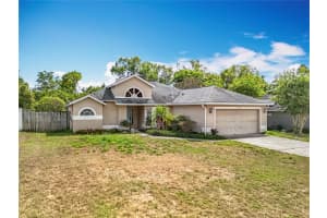 2850 Tremont Dr, EUSTIS