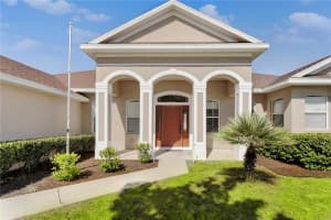 36300 Grand Island Oaks Cir Grand Island, FL 32735 - Off Market