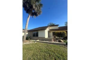 8 Jasmine St, LAKE PLACID