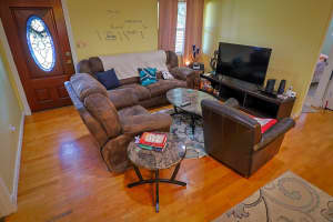 1 COSMOS DRIVE, ORLANDO, FL 32807 Sold 06/16/25